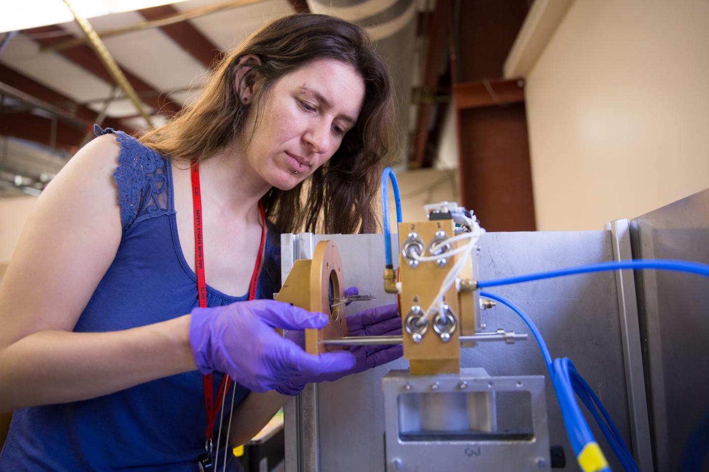 Observing How Solar Cell's Silver Contacts Form