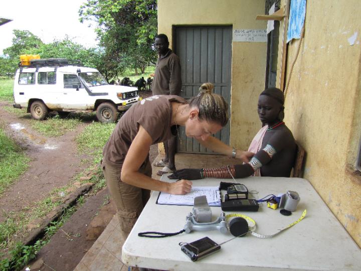 Sampling Skin Pigmentation in Africa