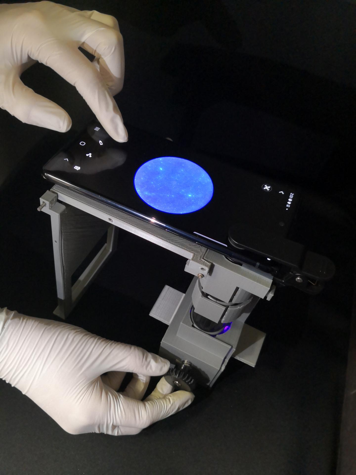 Smartphone Microscope Imaging