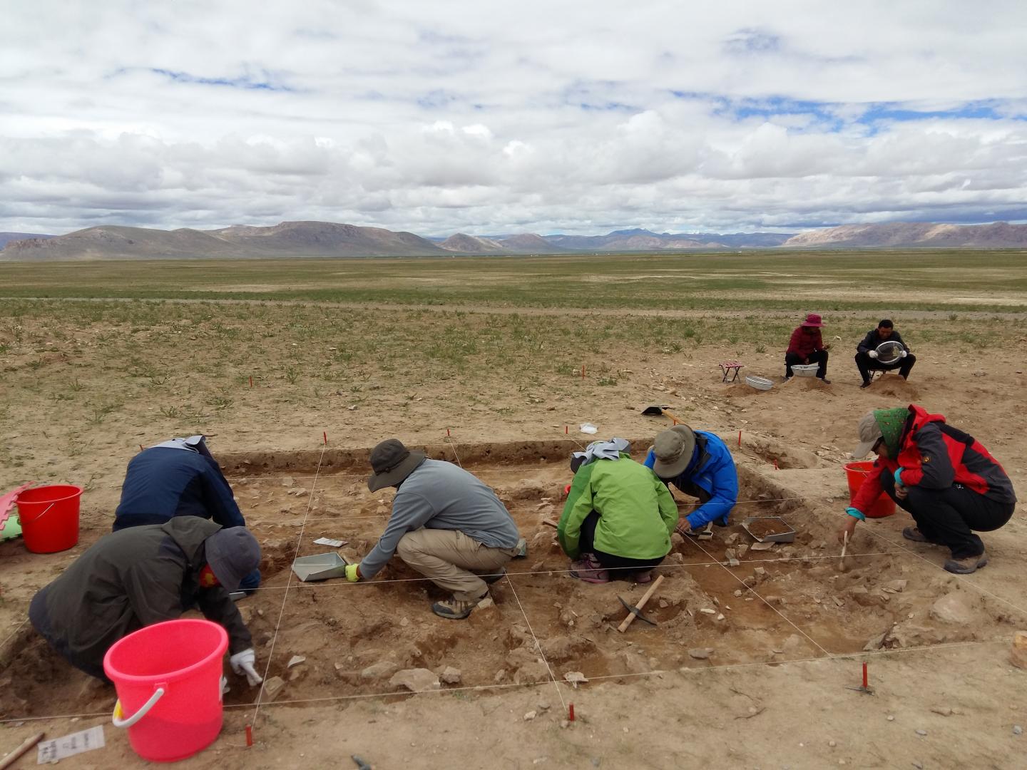 Excavations at the Site of Nwya Devu in Central Tibet, China