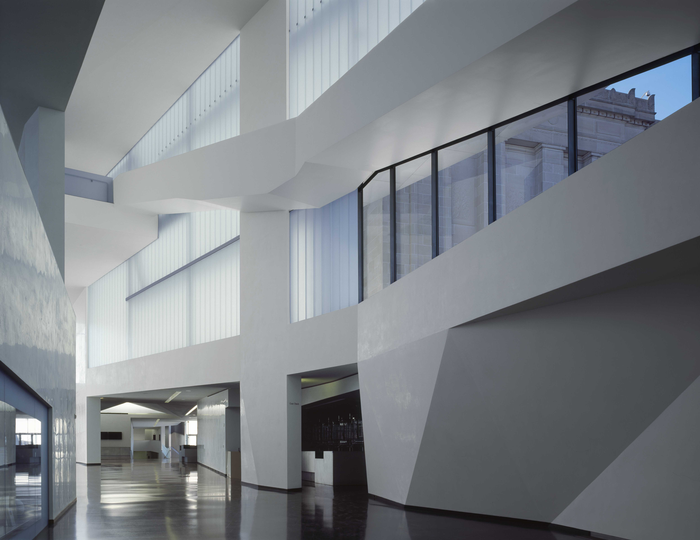 Nelson Atkins Museum of Art by Steven Holl Architects