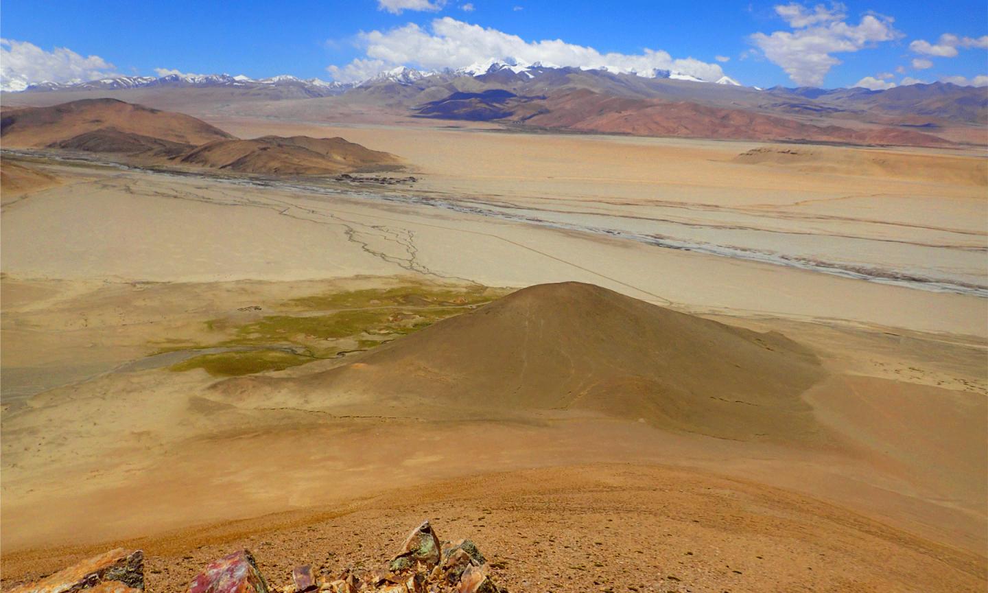Excavation Site Su-re on the Tibetan Plateau