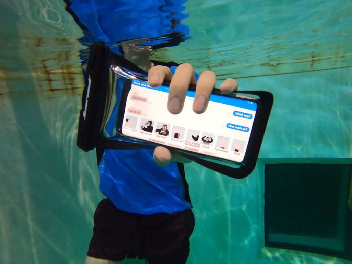 UW Researchers Bring First Underwater Messaging App to Smartphones