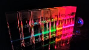 Novel method enhances size-controlled production of luminescent quantum dots