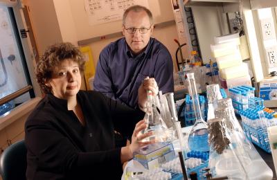 Georgia Tech Scientists Patricia Sobecky and Martial Taillefert