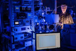 Dr Serge Krasnokutski in a laboratory