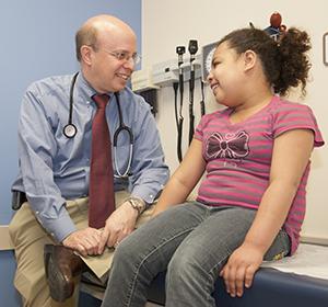For Kids Prone to Wheezing with Respiratory Infections, Early Antibiotics Help (1 of 2)