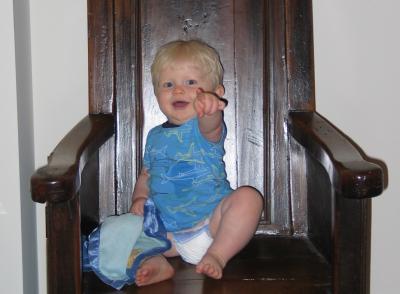 Pointing the Way to Increased Vocabulary