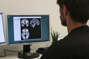 Magnetic resonance imaging