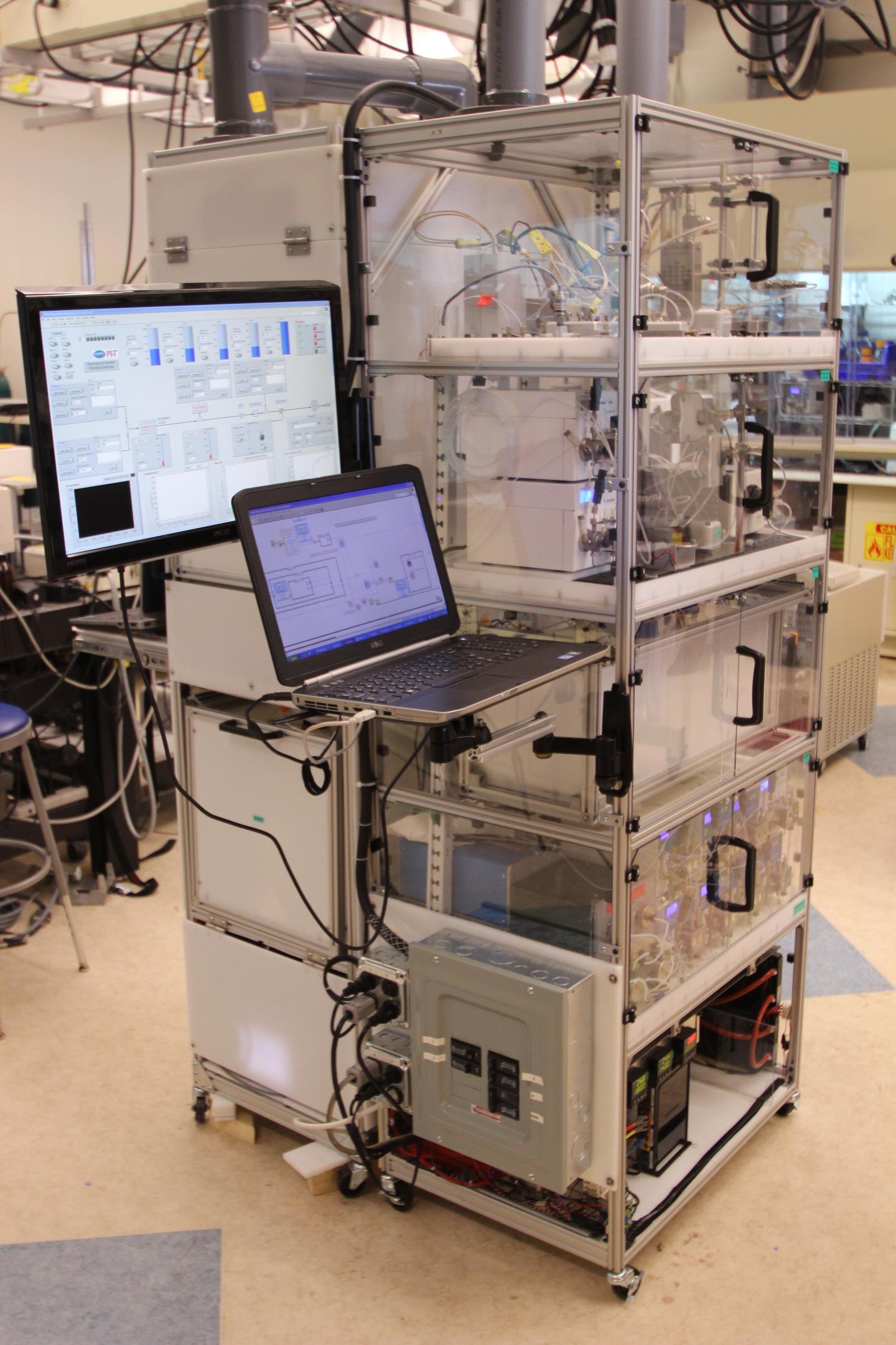 Compact Drug Synthesizer Could Revolutionize Drug Delivery (1 of 2)