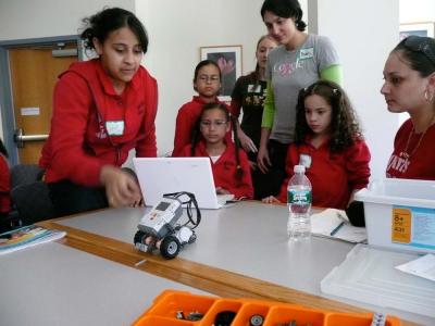 Girls Building Robots at UMass Amherst