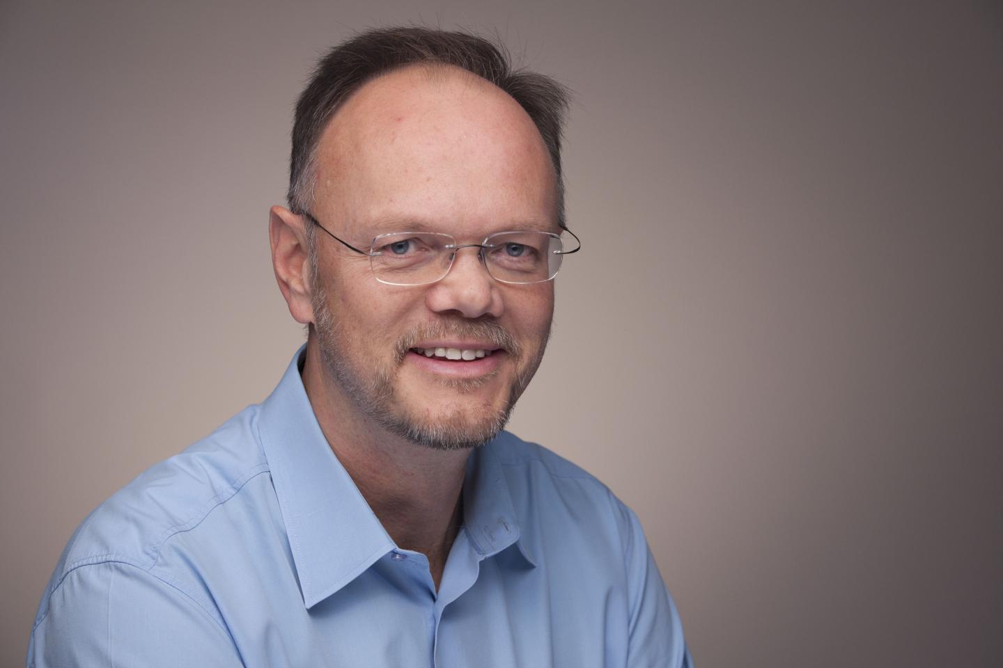 Over 10,000 Canadian Women Per Year Can Stop Taking Blood Thinners for Unexplained Clots