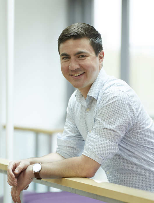 Researcher Studying Cultural Evolution of Cognition Wins Prize