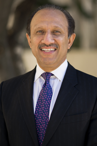 Inderbir Gill, MD, is the founding executive director for USC Urology, part of Keck Medicine of USC, and the principal investigator of the clinical trial to perform the world’s first human bladder transplant.