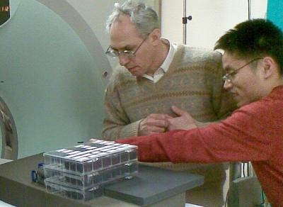 NIST Researchers Prepare Tumor Mimics