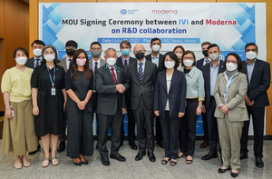 IVI-Moderna MOU Signing Ceremony (Group)