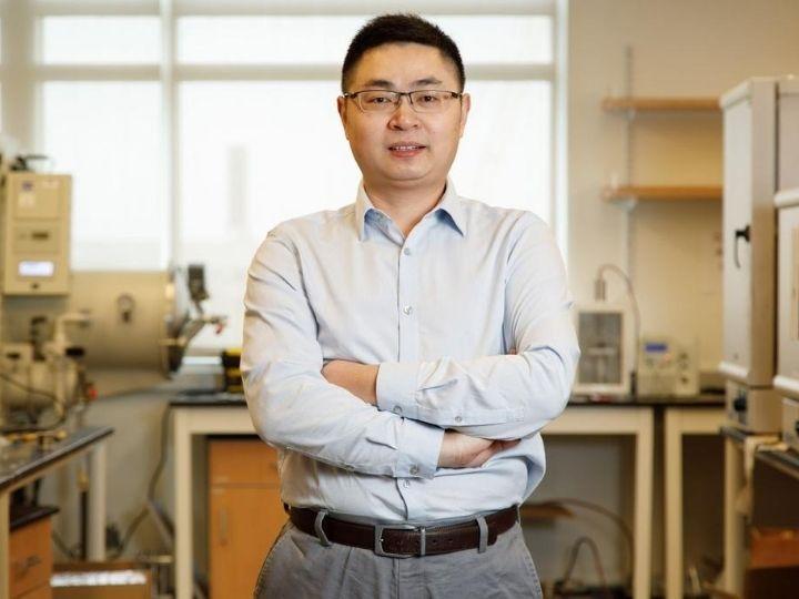 Cunjiang Yu, Bill D. Cook Associate Professor of Mechanical Engineering at the University of Houston