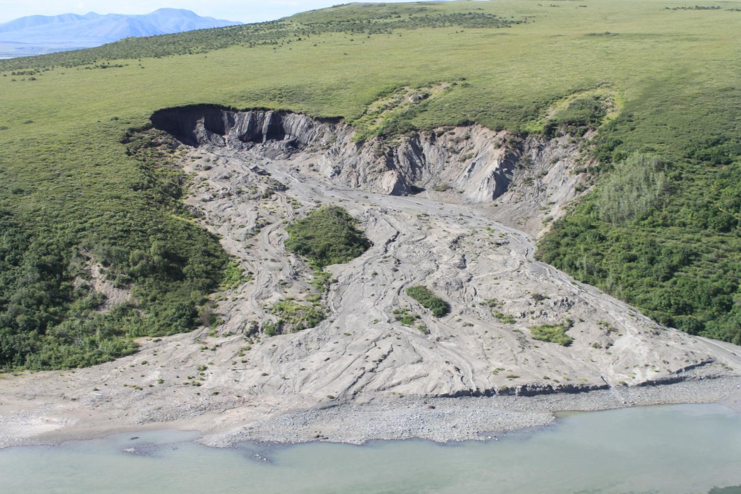 arctic-thaw-slump-image-eurekalert-science-news-releases