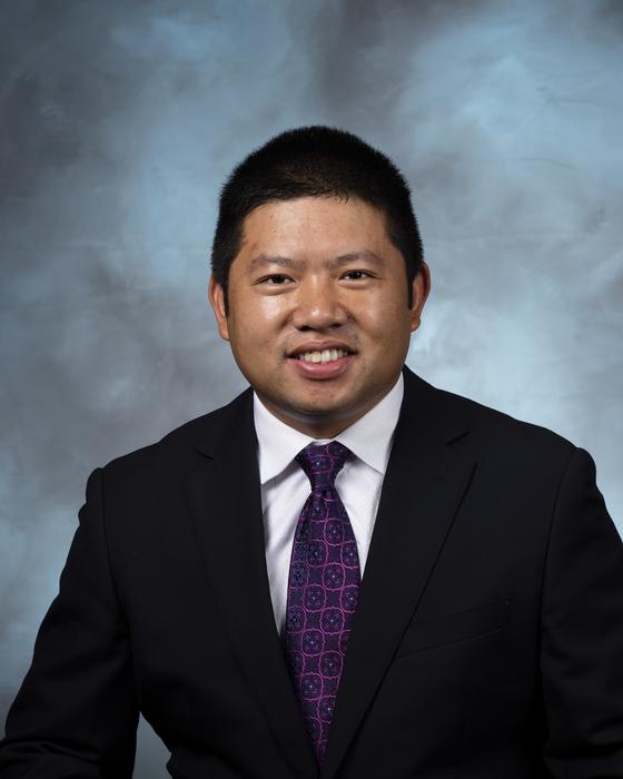 ORNL researcher Yiyu (Jason) Wang