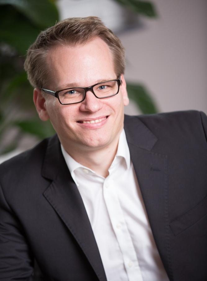 Dr. Markus Brinkmann, University of Saskatchewan