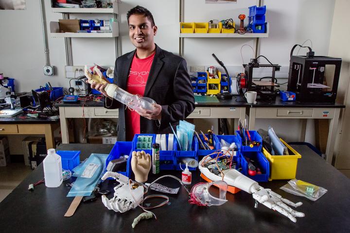 Aadeel Akhtar, University of Illinois at Urbana-Champaign