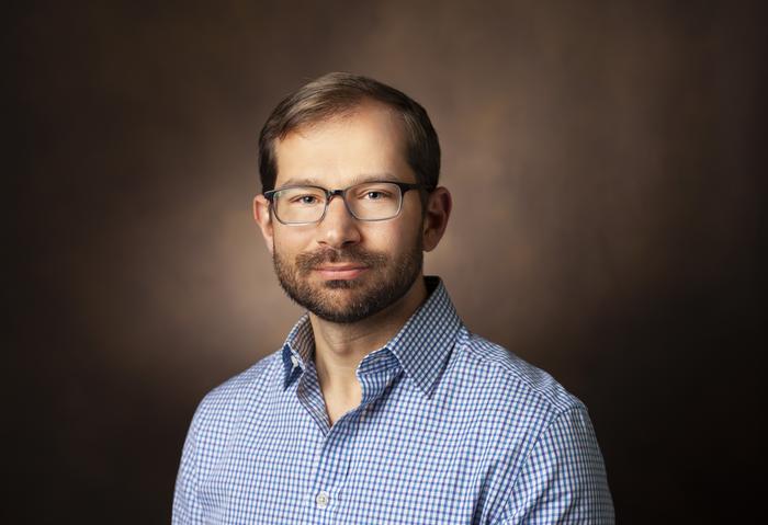 Dr. Douglas Ruderfer