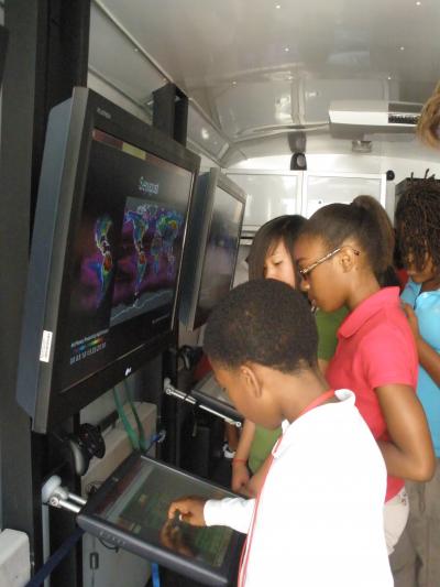 Discovering the Science of the Environment Program