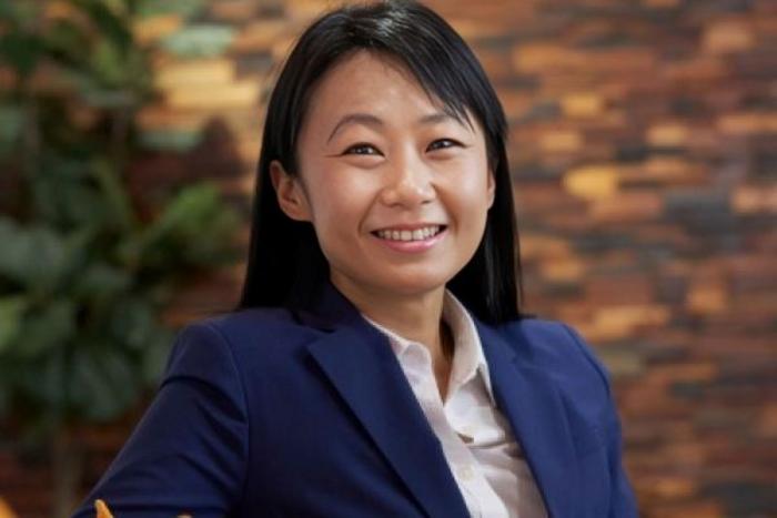 SMU Associate Professor Hannah Chang