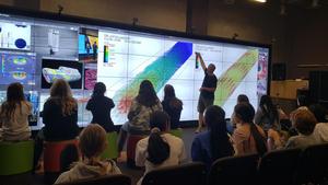 CodeGirls@Argonne campers visit ALCF’s Visualization Lab