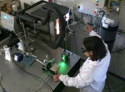 Scientists Simulate in the Laboratory the Extreme Conditions of the Fluid Reservoirs