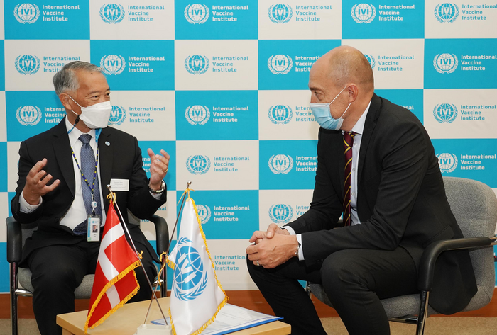 Danish Minister for Health Visits the International Vaccine Institute During Official Visit to Republic of Korea