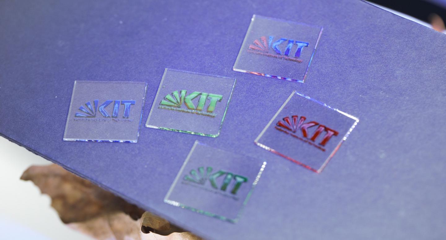 Printed Colored Perovskite Solar Cells