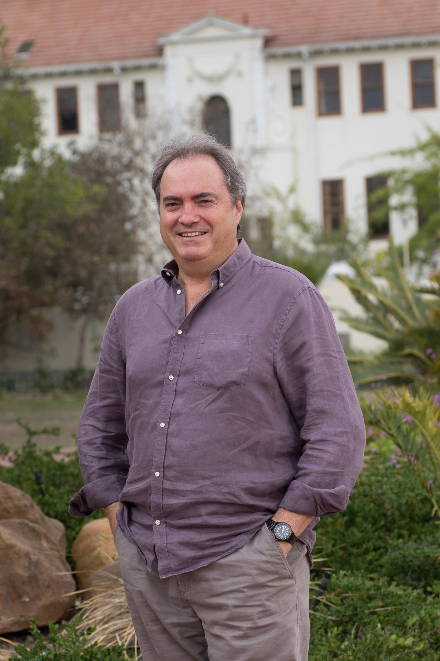 Prof Dave Richardson