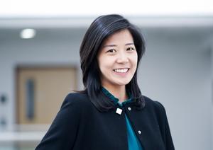 SMU Associate Professor Holly Yang