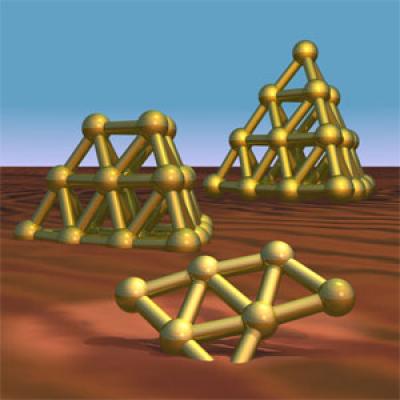 Giza in the Nanoworld