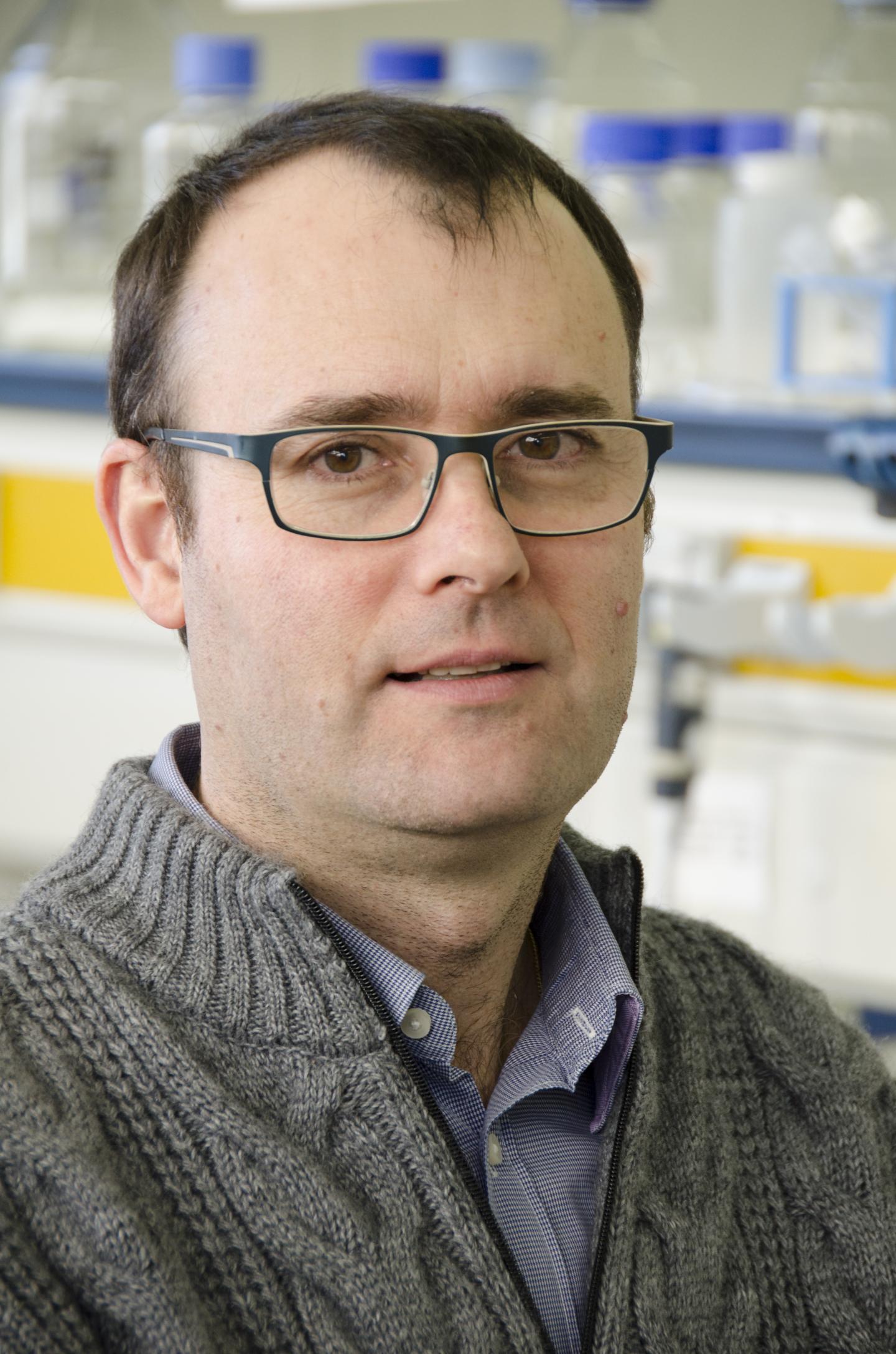 Jordi Surrallés, Universitat Autonoma de Barcelona