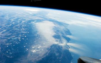 Photo from the International Space Station in January 2014: No Snow on California's Mountains