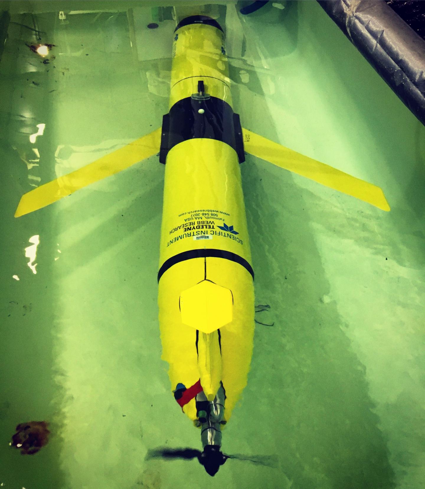 1st Autonomous Underwater Glid [IMAGE] EurekAlert! Science News Releases