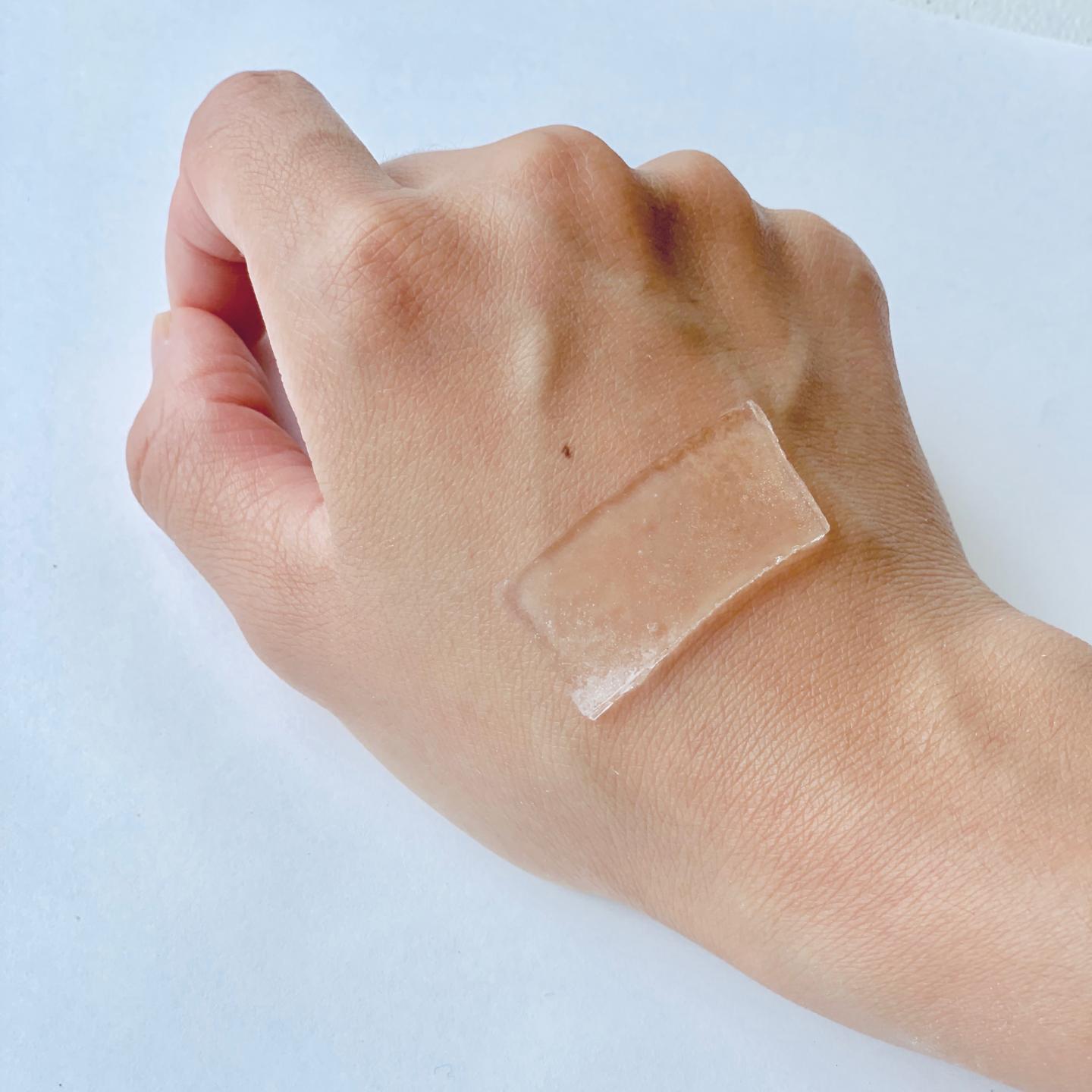 Wound Dressing Design Works Like Embryonic Skin to Rapidly Heal Injuries (1 of 6)