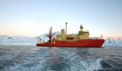 RV/IB Nathanial B. Palmer