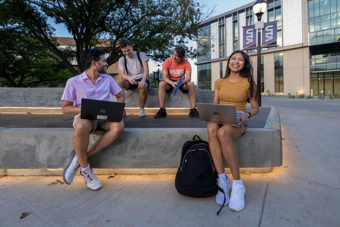 UT Arlington one of six universities nationwide recognized for student success