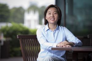 SMU Associate Professor Kyong Jin Shim