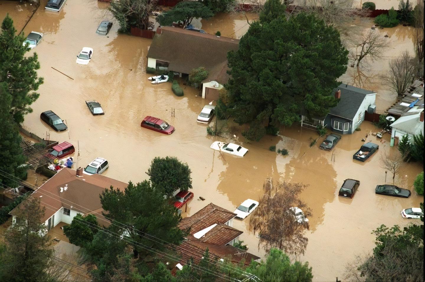 Flooding of San Francisquito Creek