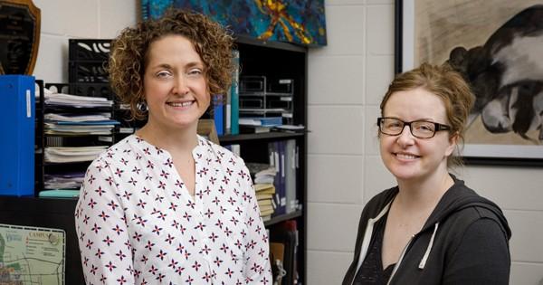 Associate Prof. Tania Roth (left) and graduate student Tiffany Doherty, University of Delaware