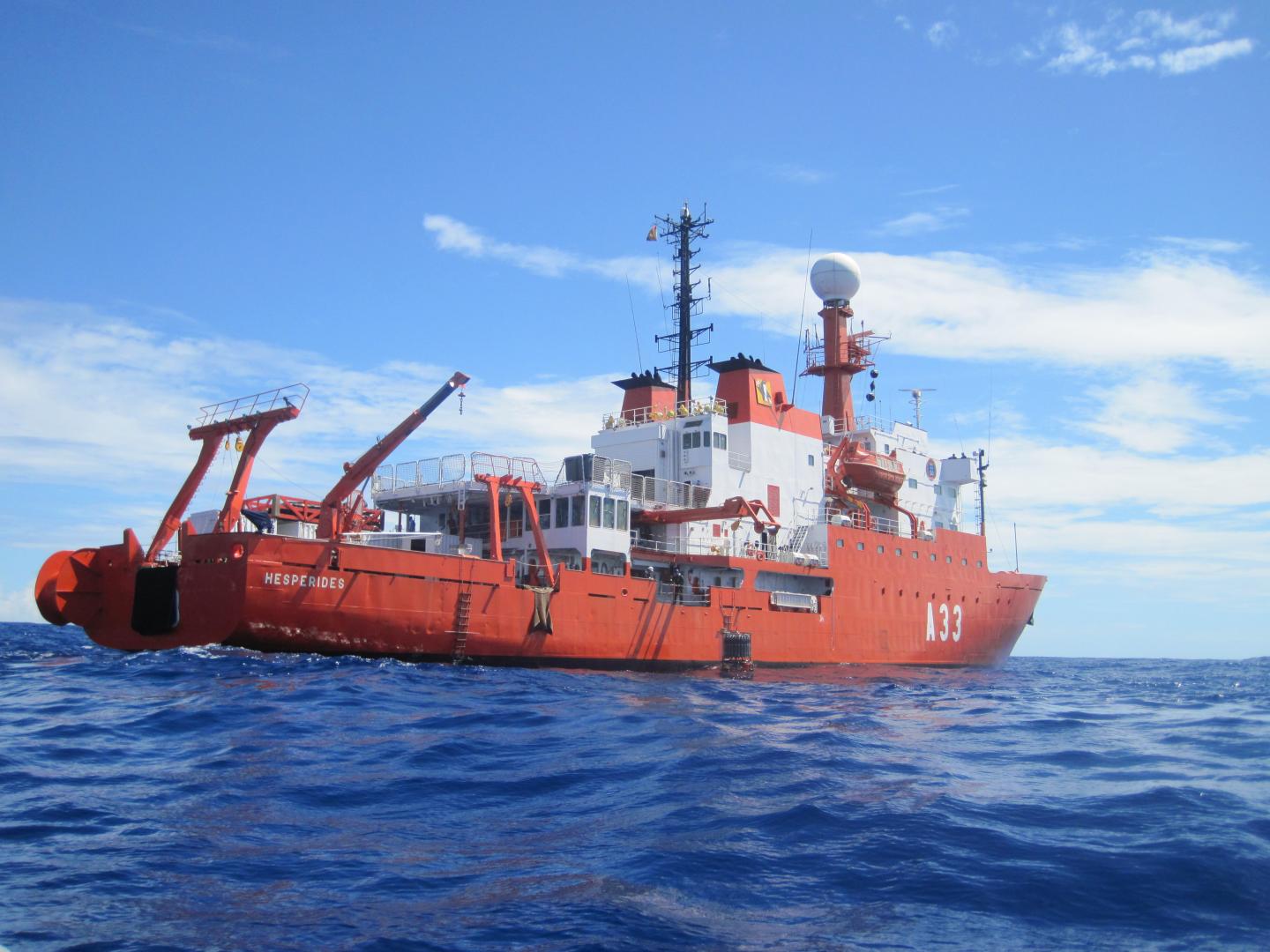 Ocean Atmosphere Rife with Microbes