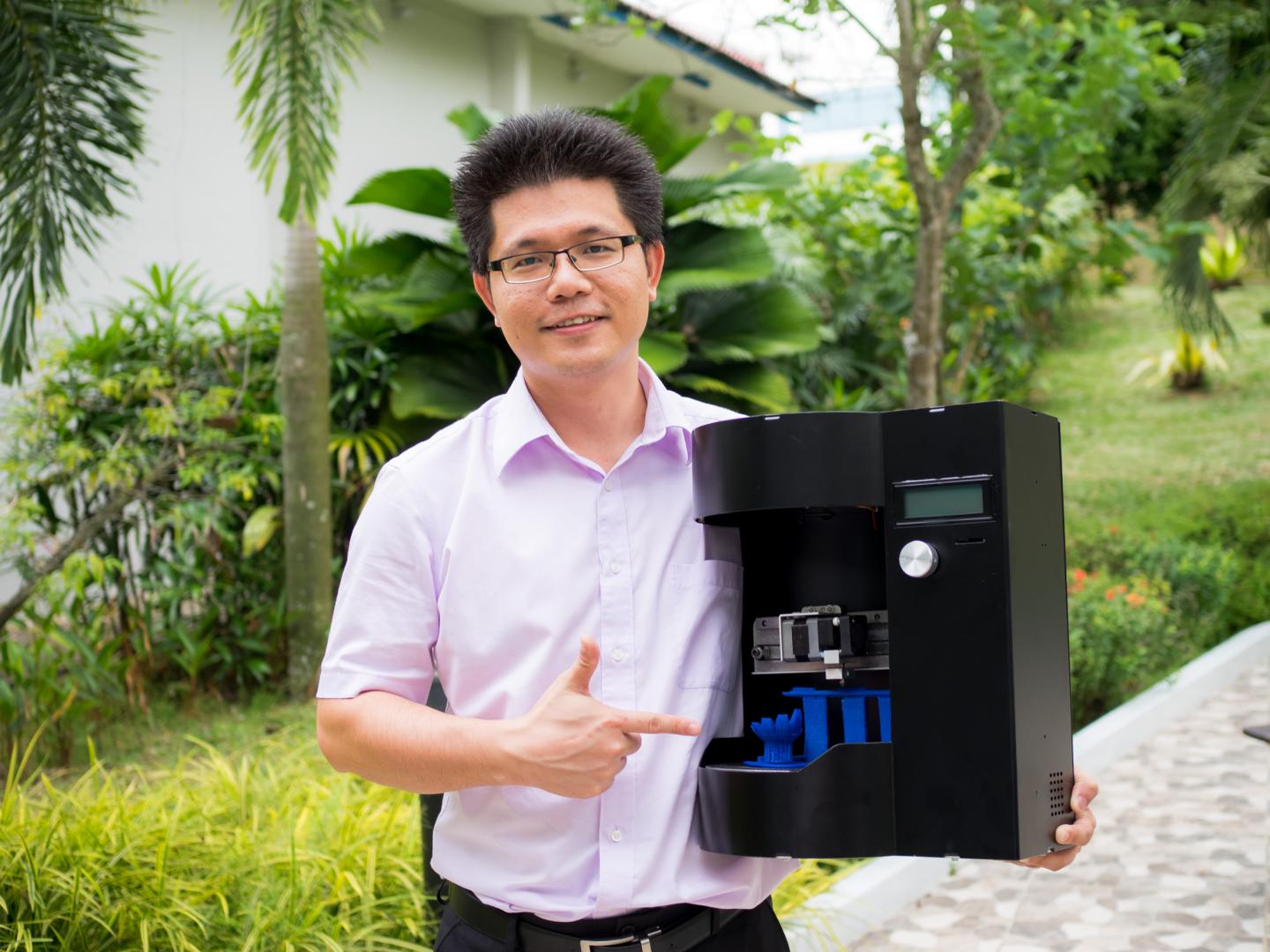 New Blacksmith Genesis 3-D Printer-cum-Scanner Weighs Only 6 kgs