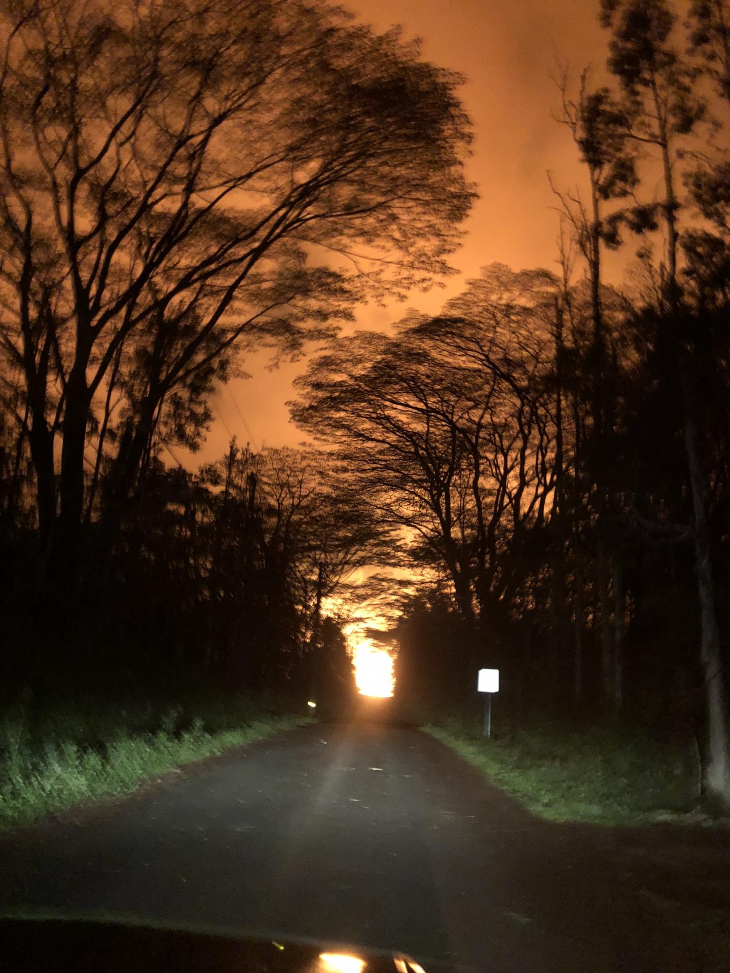 Lava fountain in Leilani Estates neighborhood