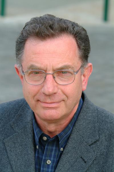 Author Istvan Hargittai, Prometheus Books