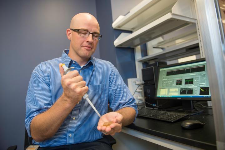 Nanopore Device Detects Osteoarthritis