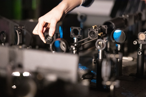 Suliana Manley's fluorescent microscope at EPFL.